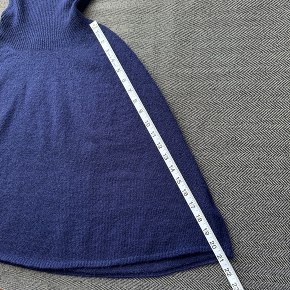 Navy Poncho Soft Sweater w/Turtleneck EUC - Picture 16 of 17